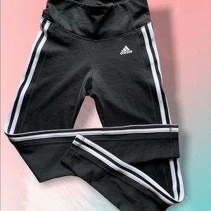 Adidas black legging small
